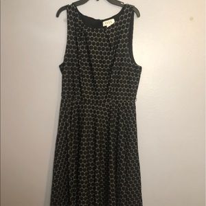 Black and white Professional Dress Elle Medium